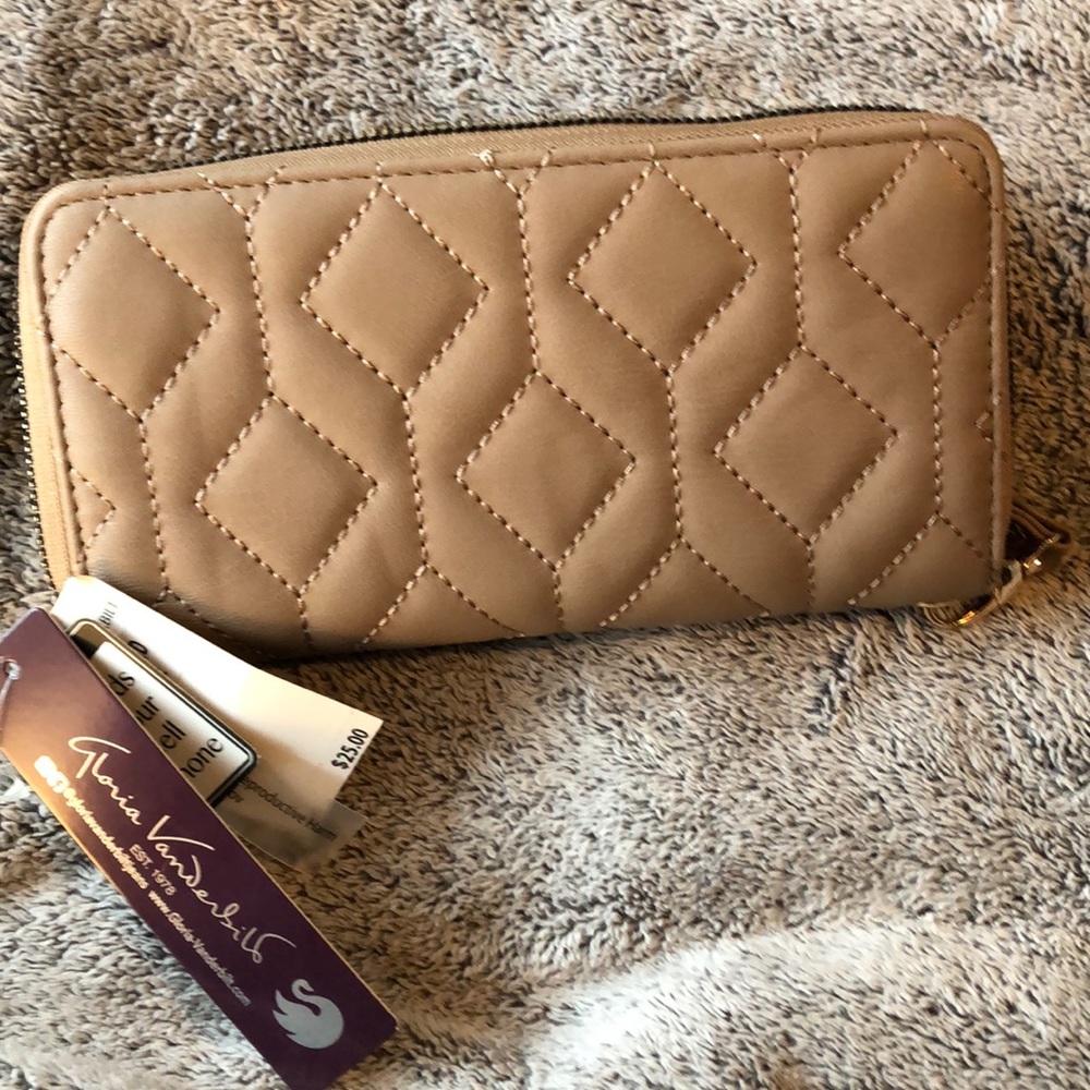 Wallet - Picture 3 of 3